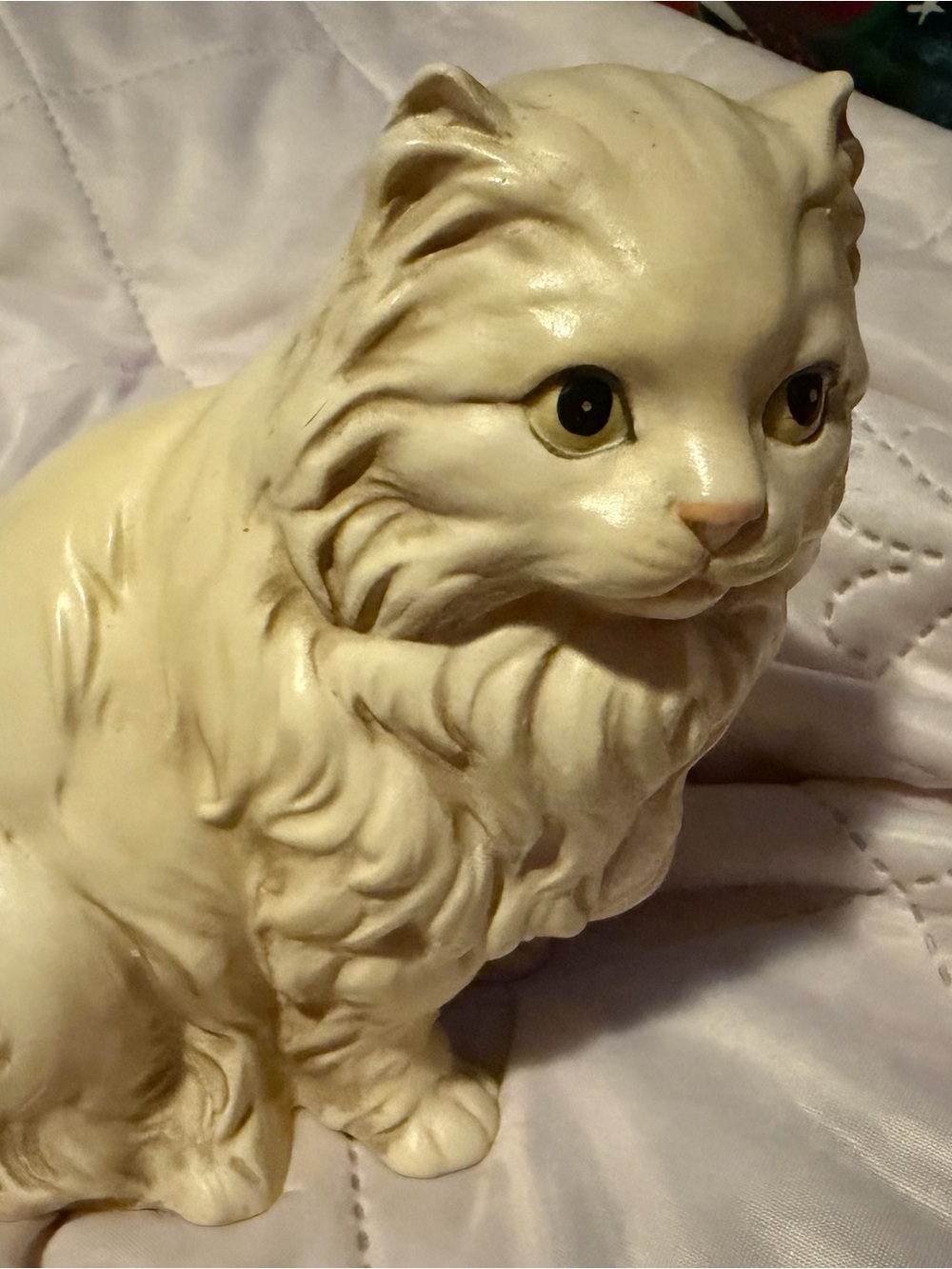 Cream Ceramic Cat Figurine - Decorative Pet Statue